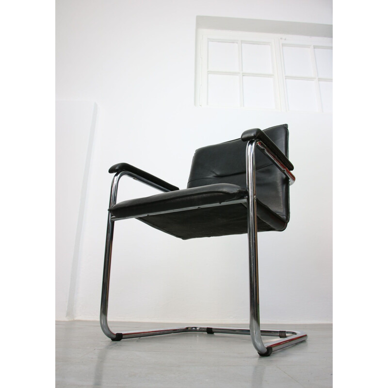 Chaise de bureau vintage cantilever en similicuir noir 1970