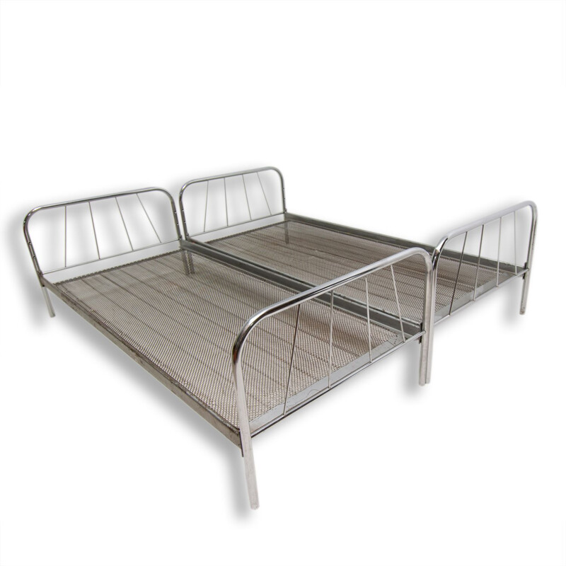 Cama cromada Vintage East 1950