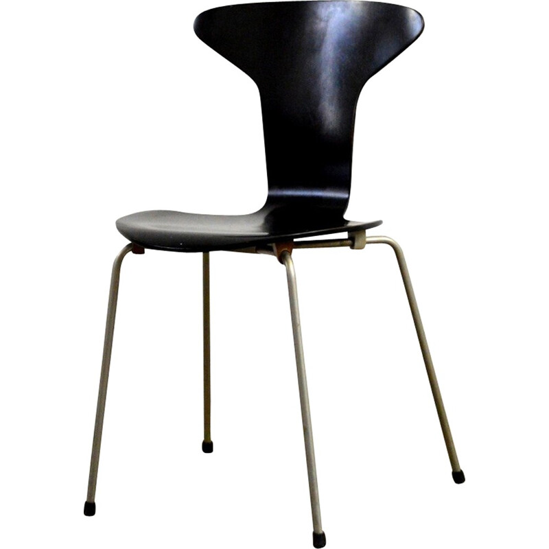 Fritz Hansen "3105 Mosquito" chair in black wood, Arne JACOBSEN - 1950s