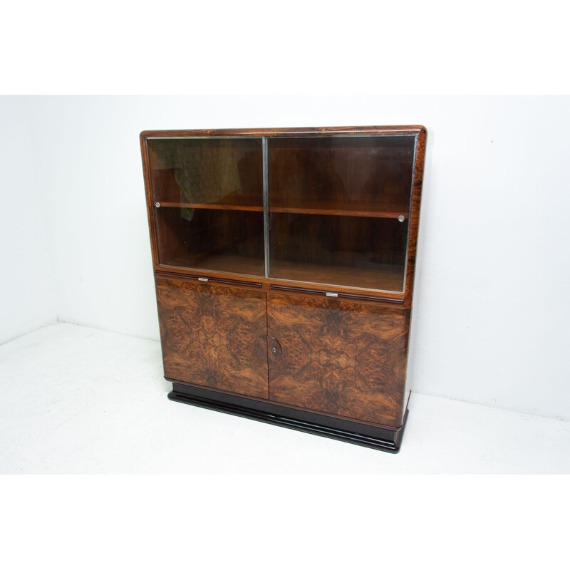 Vintage art deco wooden display case by Jindřich Halabala for ÚP Závody, 1930