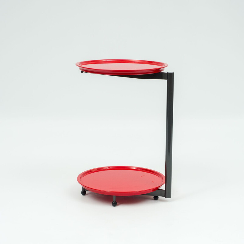 Vintage side table from Cassina, Memphis Style 1980s