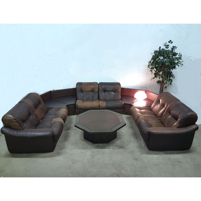 Canapé de salon vintage en cuir et chêne en forme de U fabriqué sur mesure 1970