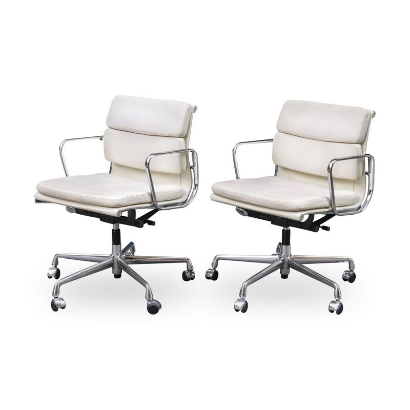 Pair of vintage Soft Pad white armchairs from Charles & Ray Eames