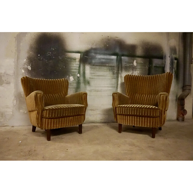 Pair of vintage Wingback easychairs by cabinetmaker danish 1940s
