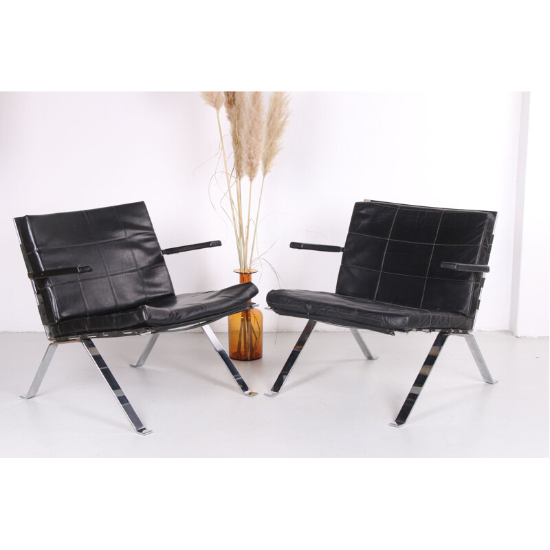 Pair of vintage Lounge Chairs by Hans Eichenberger for Girsberger 1960s 