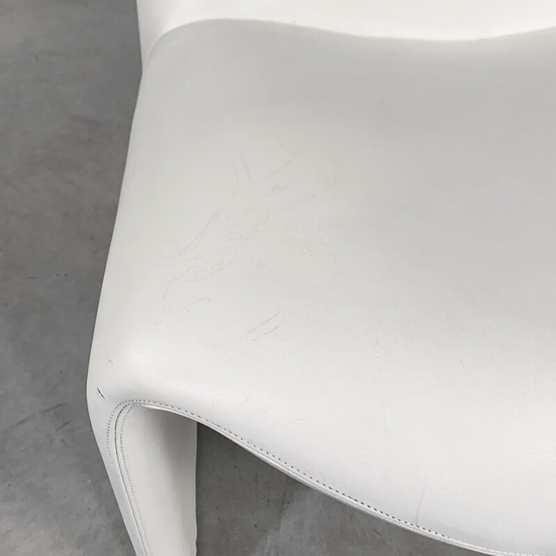 Vintage White Leather Alky Lounge Chair by Giancarlo Piretti for Castelli 1970s