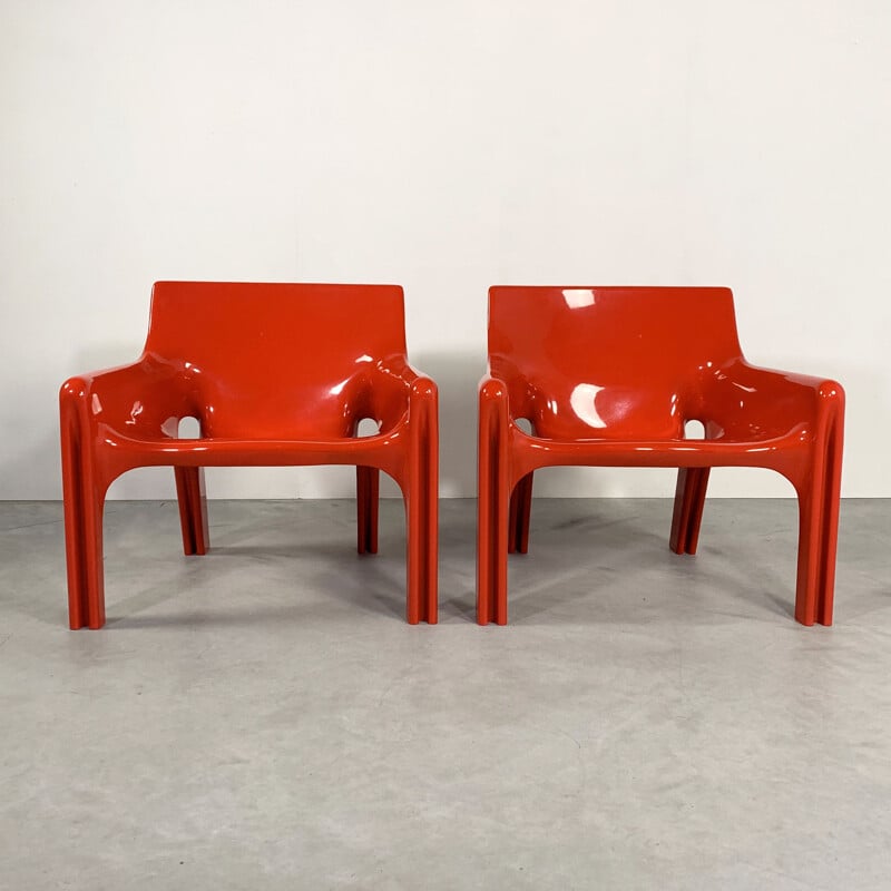 Pair of vintage Red Vicario Lounge Chairs by Vico Magistretti for Artemide 1970s