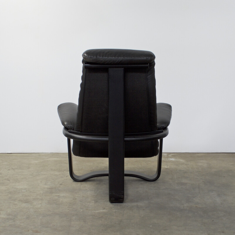 Westnofa easy chair in wood and black leather, Ingmar RELLING - 1970s