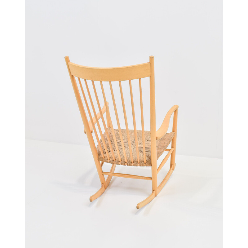 Rocking Chair vintage J16 de Hans Wegner pour FDB Mobler 1940