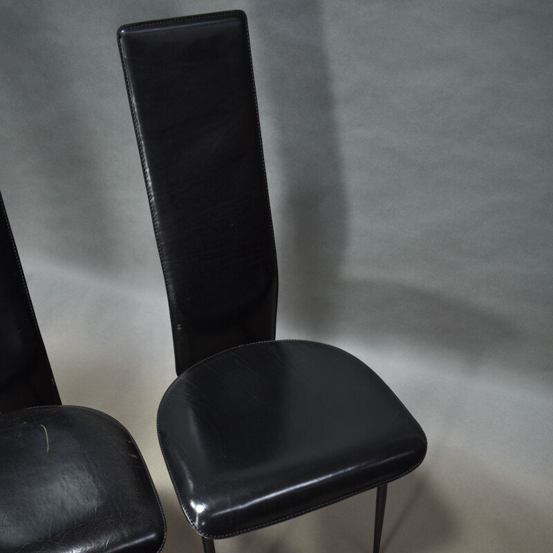 Set of 6 vintage dining chairs in black leather by Giancarlo Vegni and Gianfranco Gualtierotti for Fasem, Italy 1980.