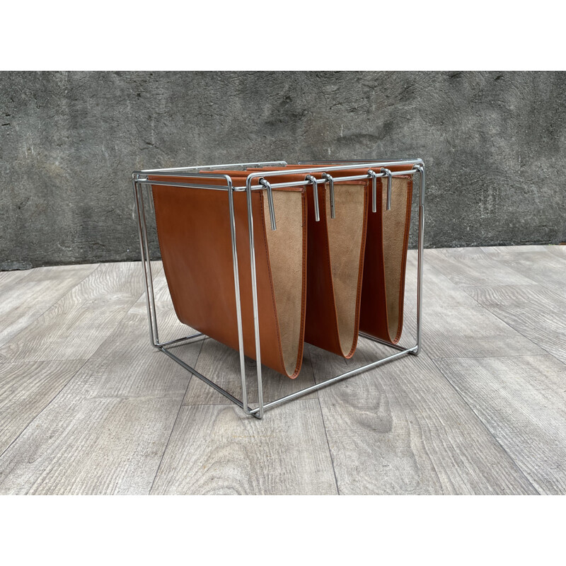 Vintage magazine rack in chrome steel and leather by Max Sauze 1970s