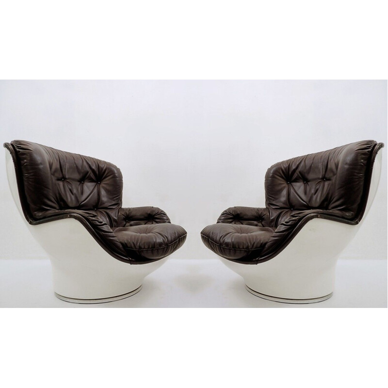 Pair of vintage Michel's leather armchairs for Airborne International 1968s