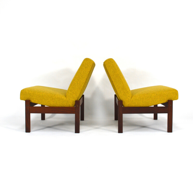 Paire de chaises lounge Pastoe avec table basse Swedese assortie, Yngve EKSTRÖM - 1950