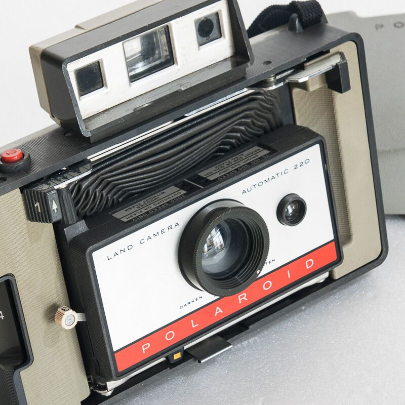 Vintage camera Model 220 Polaroid USA 1970