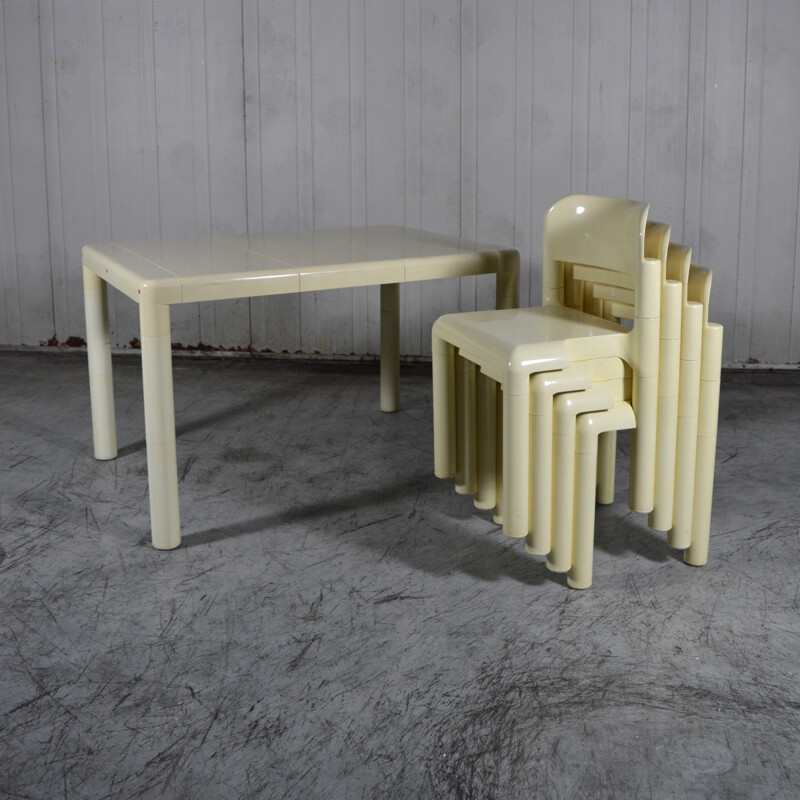 UPO dining set in plastic, Eero Aarnio - 1970s