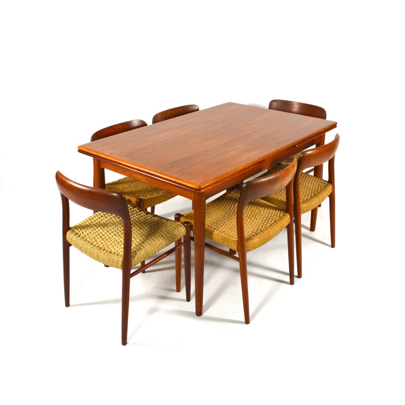 JL Møller Møbelfabrik dining set with 8 "No 75" chairs, Niels O. MØLLER - 1950s