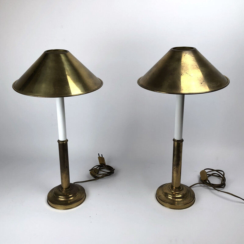 Coppia di lampade da tavolo vintage in ottone e lacca di Tommaso Barbi, Italia 1970
