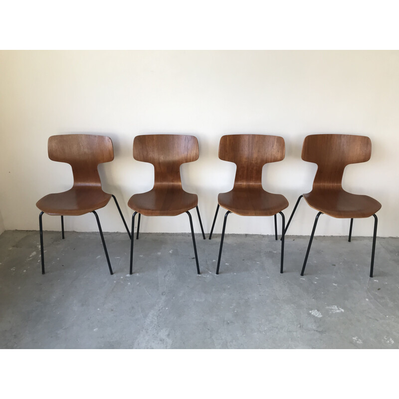 Set of 4 vintage Hammer chairs by Arne Jacobsen for Fritz Hansen 1970