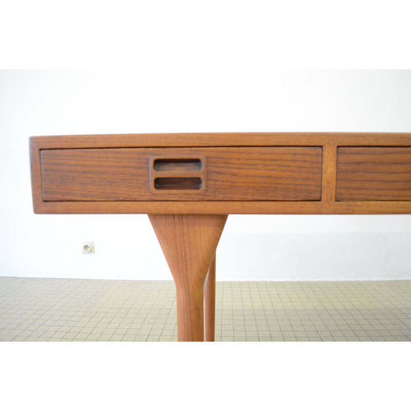 Vintage teak desk by Nanna Ditzel for Soren Willadsen Möbelfabrik 1958