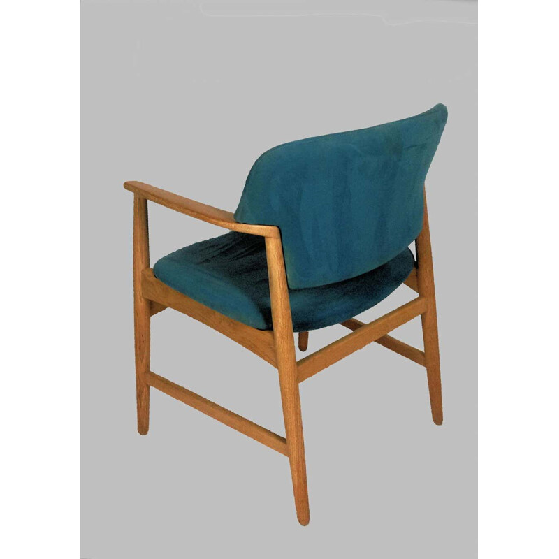 Cadeira de secretária de carvalho vintage de Ejner Larsen e Axel Bender Madsen para Fritz Hansen 1955