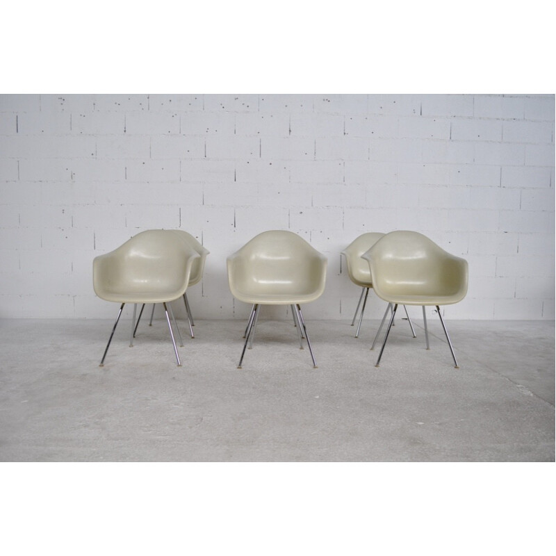 Set of 6 Herman Miller "Dax" armchairs in beige fiberglass, Charles & Ray EAMES - 1960s