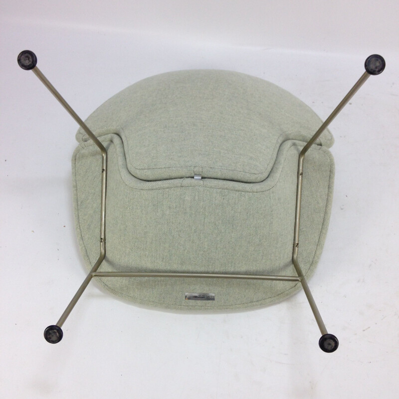 Vintage F555 armchair by Pierre Paulin for Artifort 1960