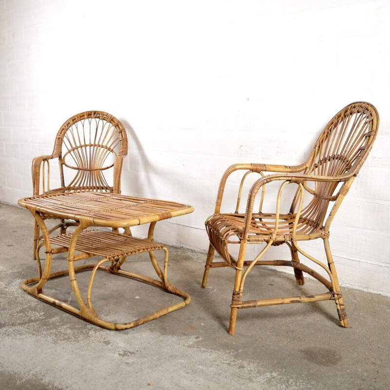 Set of chairs and coffee table in rattan - 1950s