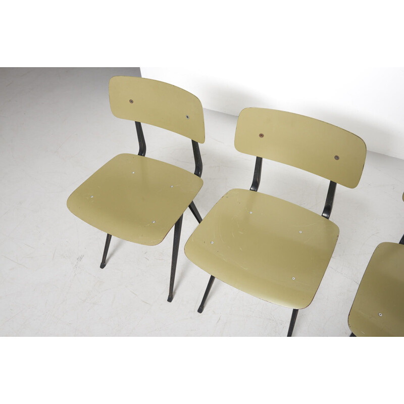 Lot de 4 chaises vintage "Result" de Friso Kramer et Wim Rietveld pour Ahrend De Cirkel, Pays-Bas 1958