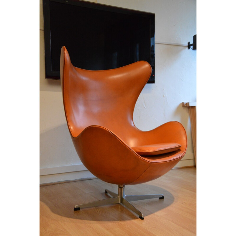 Armchair "EGG", Arne JACOBSEN - 1960s