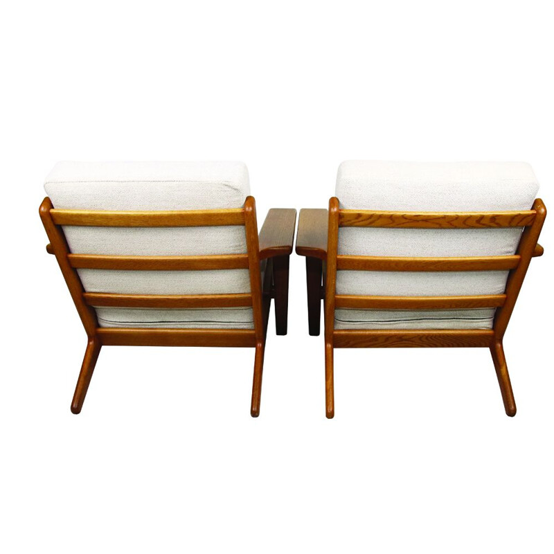 Pair of vintage lounge chairs GE-290 by Hans Wegner for Getama Danish 1953