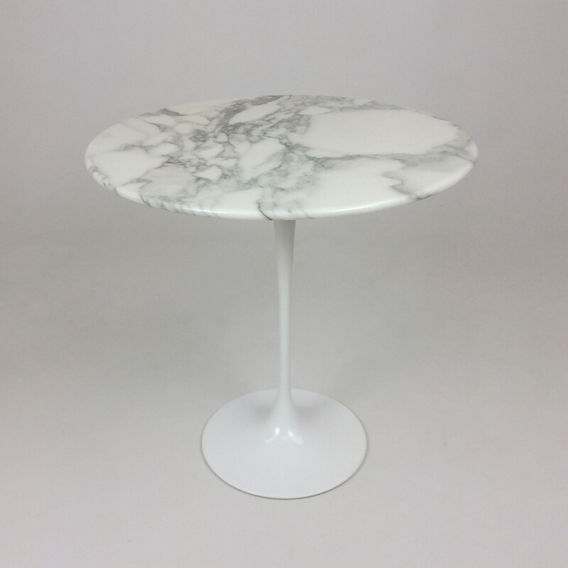 Vintage side table Knoll Tulip by Eero Saarinen, USA 1970s