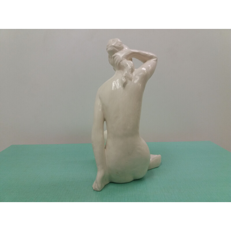 Scultura vintage in ceramica di una donna nuda di Bohumil Kokrda, Cecoslovacchia 1960