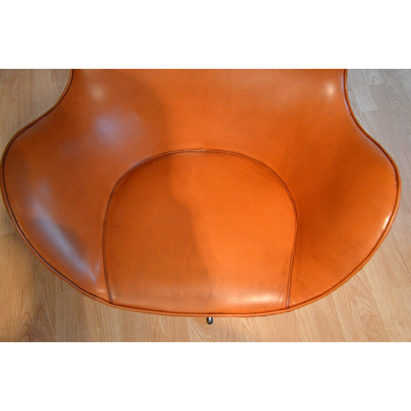 Armchair "EGG", Arne JACOBSEN - 1960s