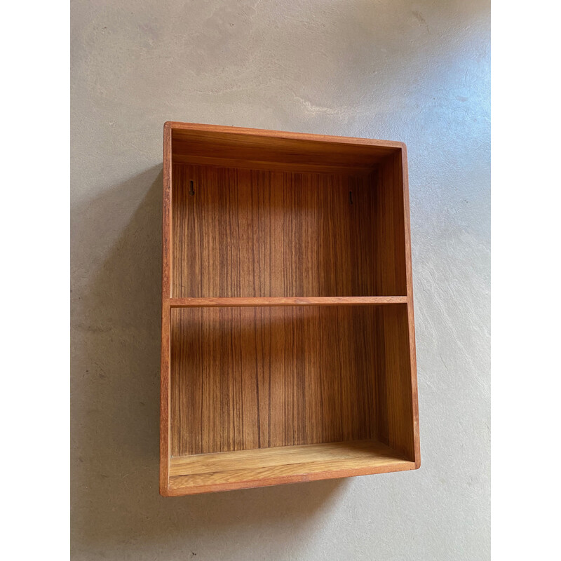 Scandinavian vintage mini shelf in solid teak, 1960