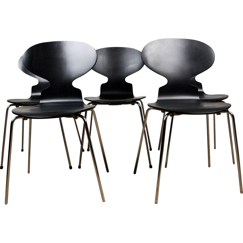 Lot of 5 vintage "Ant" 4-legged chairs by Arne Jacobsen for Fritz Hansen, Danish 1986s