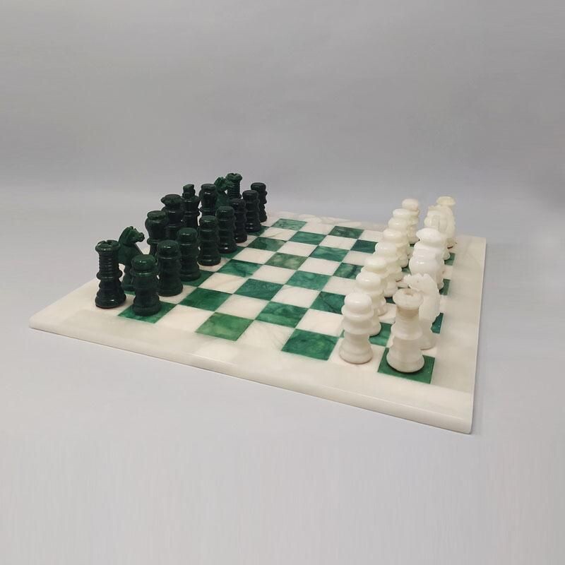 Vintage Green and White Chess Set in Volterra Alabaster Handmade, Italy 1970s