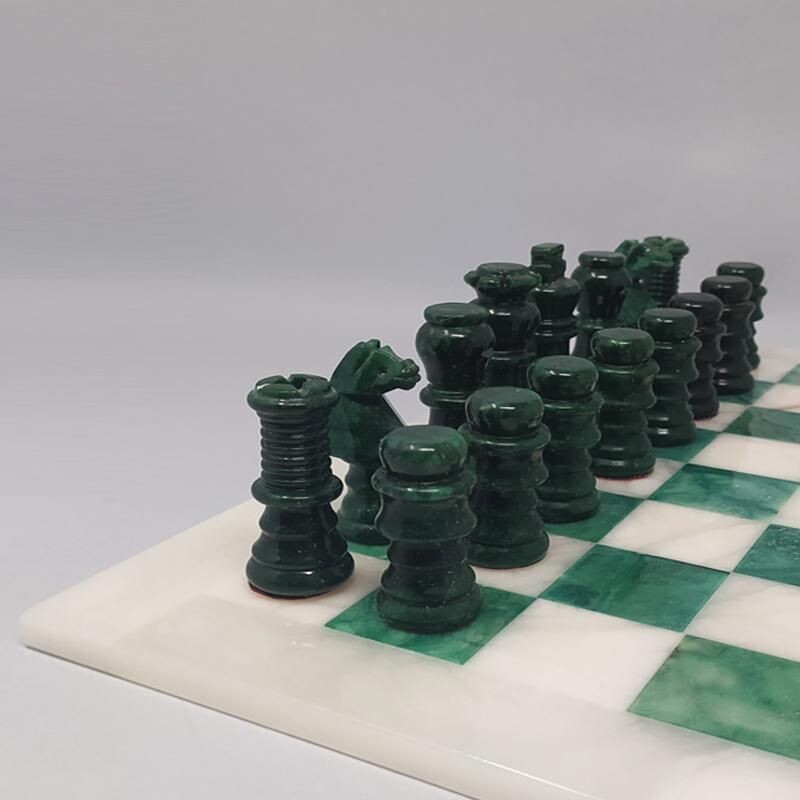 Vintage Green and White Chess Set in Volterra Alabaster Handmade, Italy 1970s