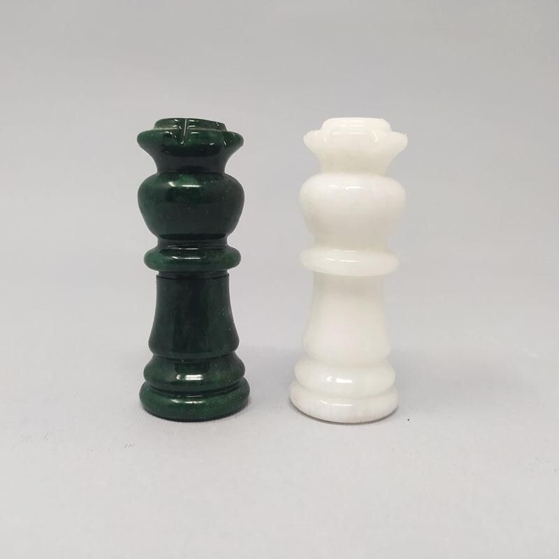 Vintage Green and White Chess Set in Volterra Alabaster Handmade, Italy 1970s