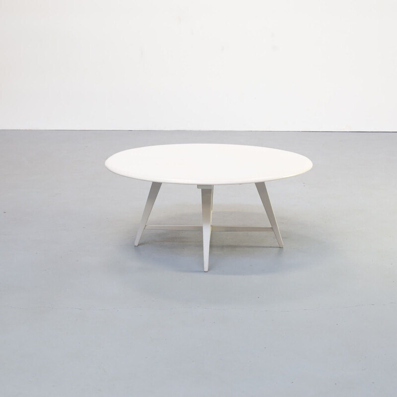 Table basse vintage ronde en bois blanc par Bas van Pelt 1980