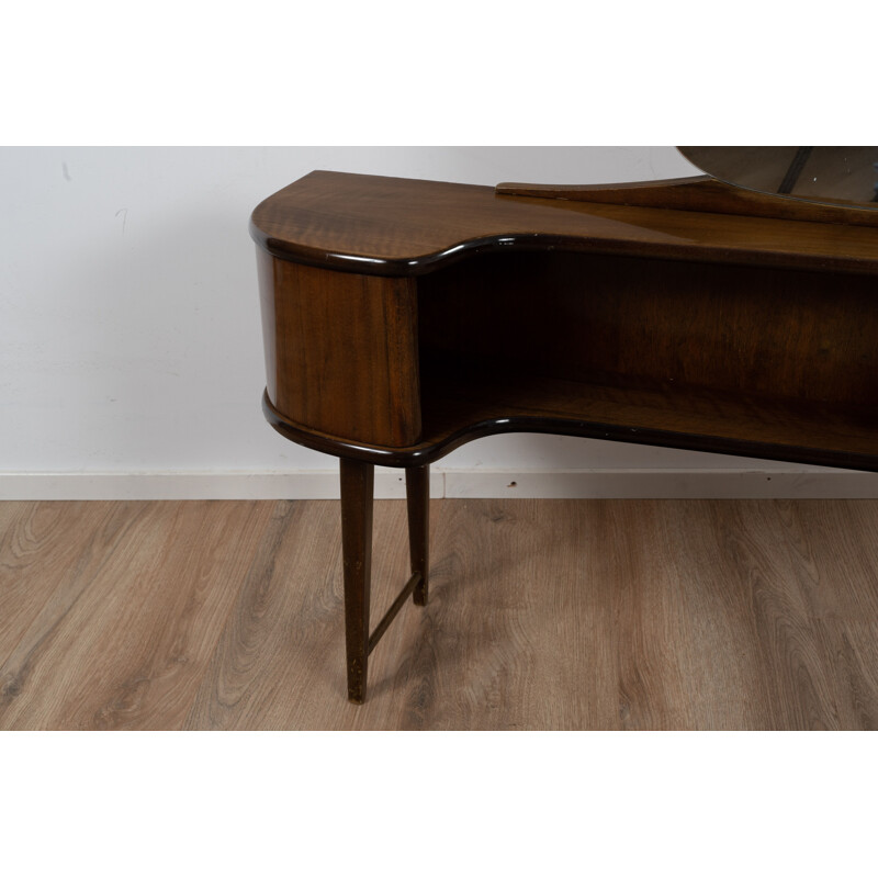 Vintage dressing table