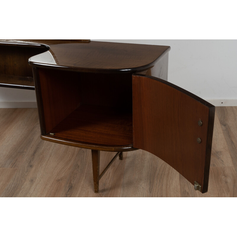 Vintage dressing table