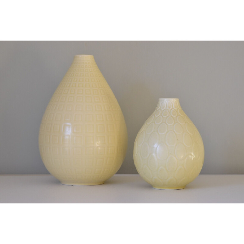 Pair of vintage light yellow earthenware vases Niels Thorsonn Aluminia Royal Copenhagen, 1950