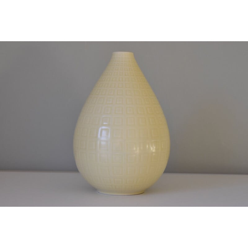 Pair of vintage light yellow earthenware vases Niels Thorsonn Aluminia Royal Copenhagen, 1950