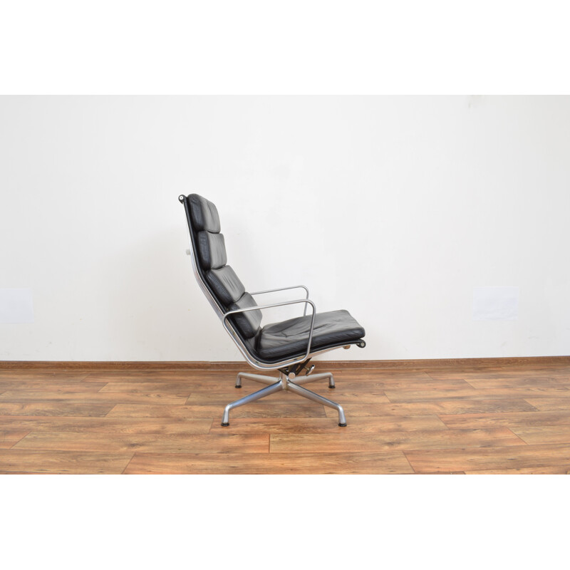 Fauteuil lounge vintage EA222 de Ray & Charles Eames pour Vitra 1980