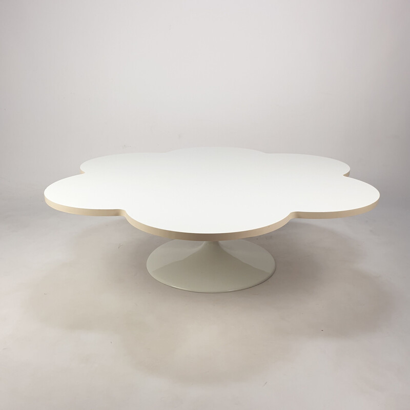 Vintage Flower Coffee Table by Kho Liang le for Artifort 1960s