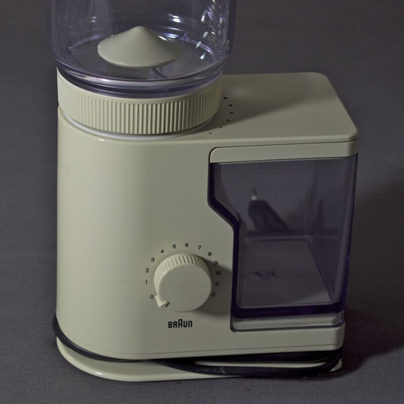 https://www.design-market.eu/1502726-large_default/vintage-coffee-grinder-braun-kmm-10-espresso-kmm-10-by-r-weiss-1965s.jpg