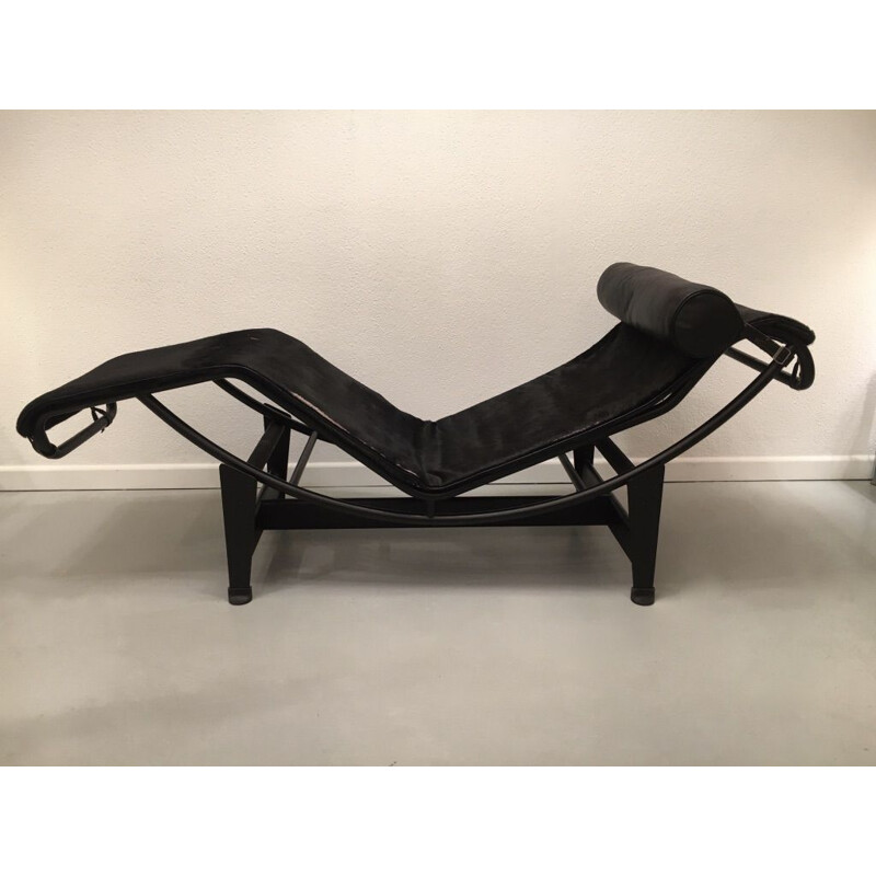 Vintage lounge armchair Le Corbusier LC4 Black Foal by Jeanneret Perriand by Cassina 1978