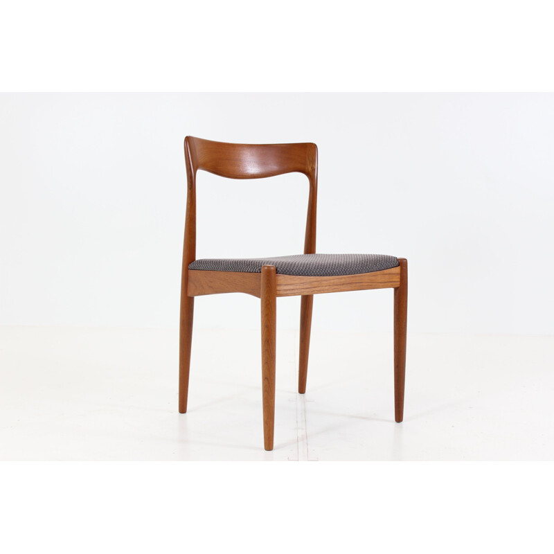 Suite de 4 chaises à repas Vamo Møbelfabrik, Arne VODDER - 1960
