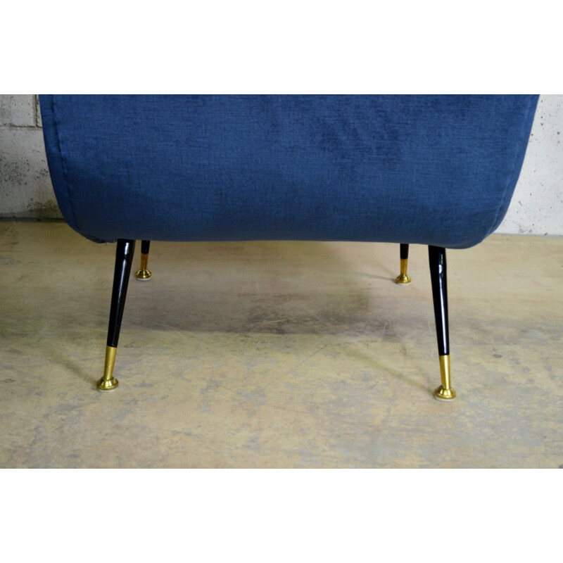 Paire de fauteuils I.S.A. Bergamo retapissés en velours bleu, Aldo MORBELLI - 1950