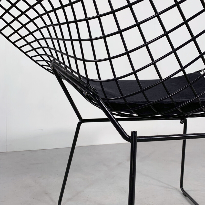 Vintage Black Diamond Chair with cushion by Harry Bertoia for Knoll 1970s